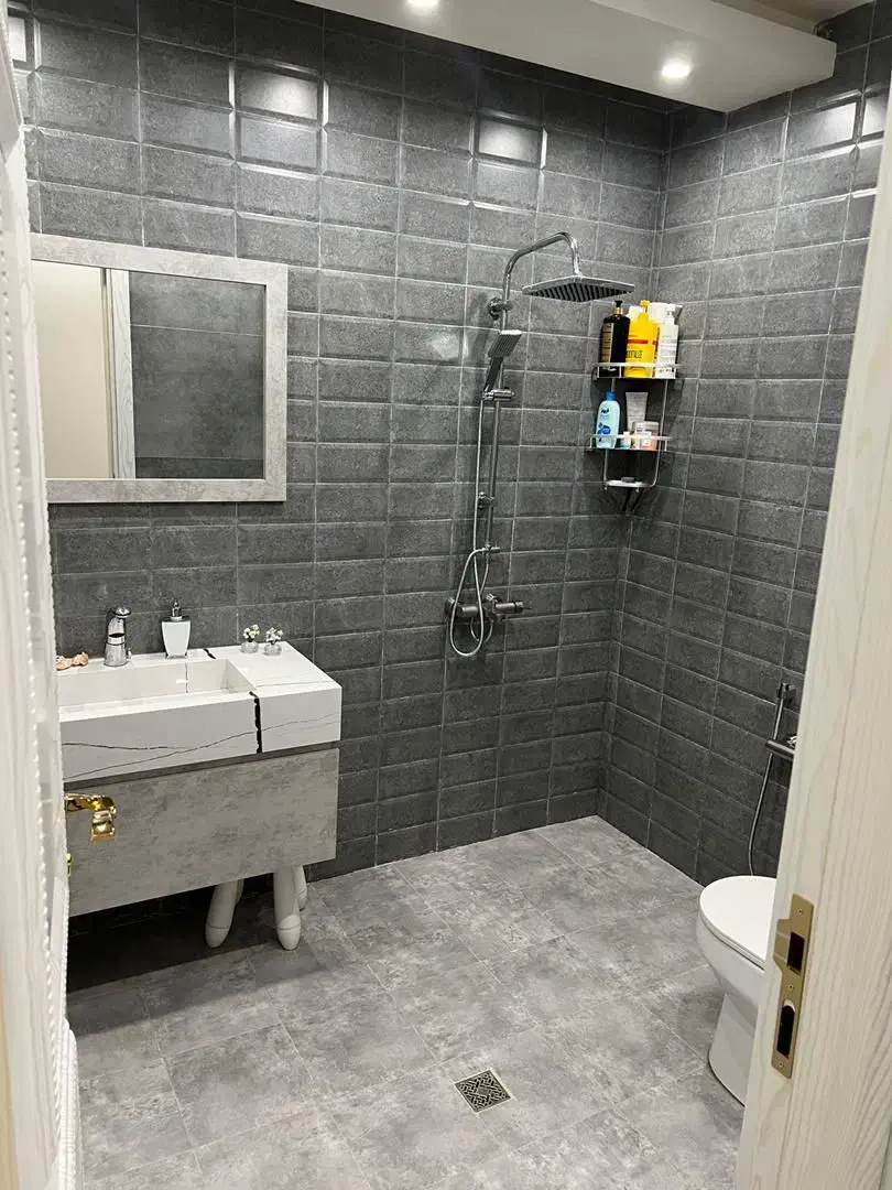 ۲۴۰متر ۳خواب نوساز /لوکیشن فوق العاده /۲پارکینگ