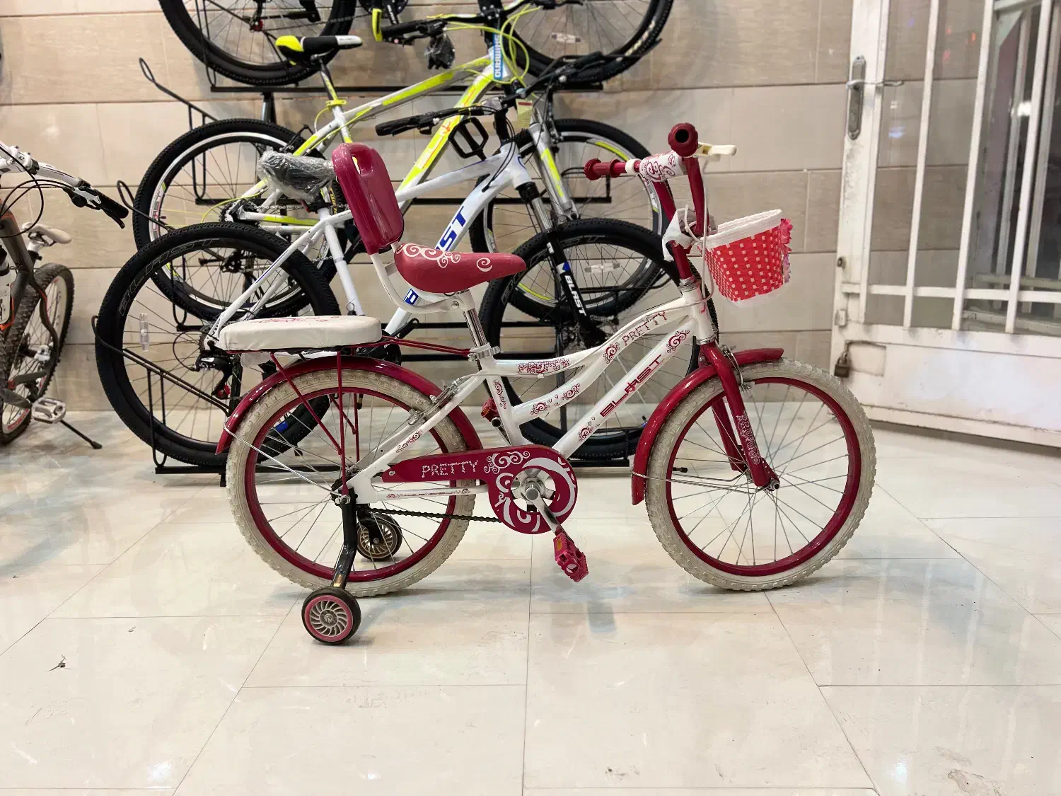 دوچرخه بلست ۲۰ دخترانه|دوچرخه، اسکیت، اسکوتر|رفسنجان, |دیوار