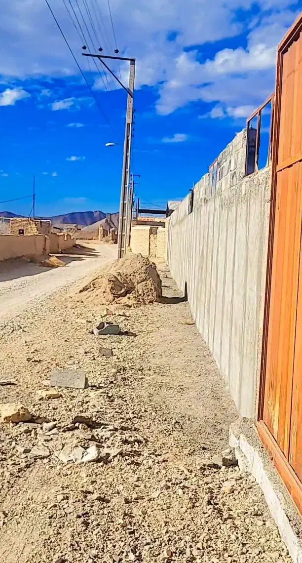 فروش زمین تجاری مسکونی در روستای واسط|فروش زمین و ملک کلنگی|زرند, |دیوار