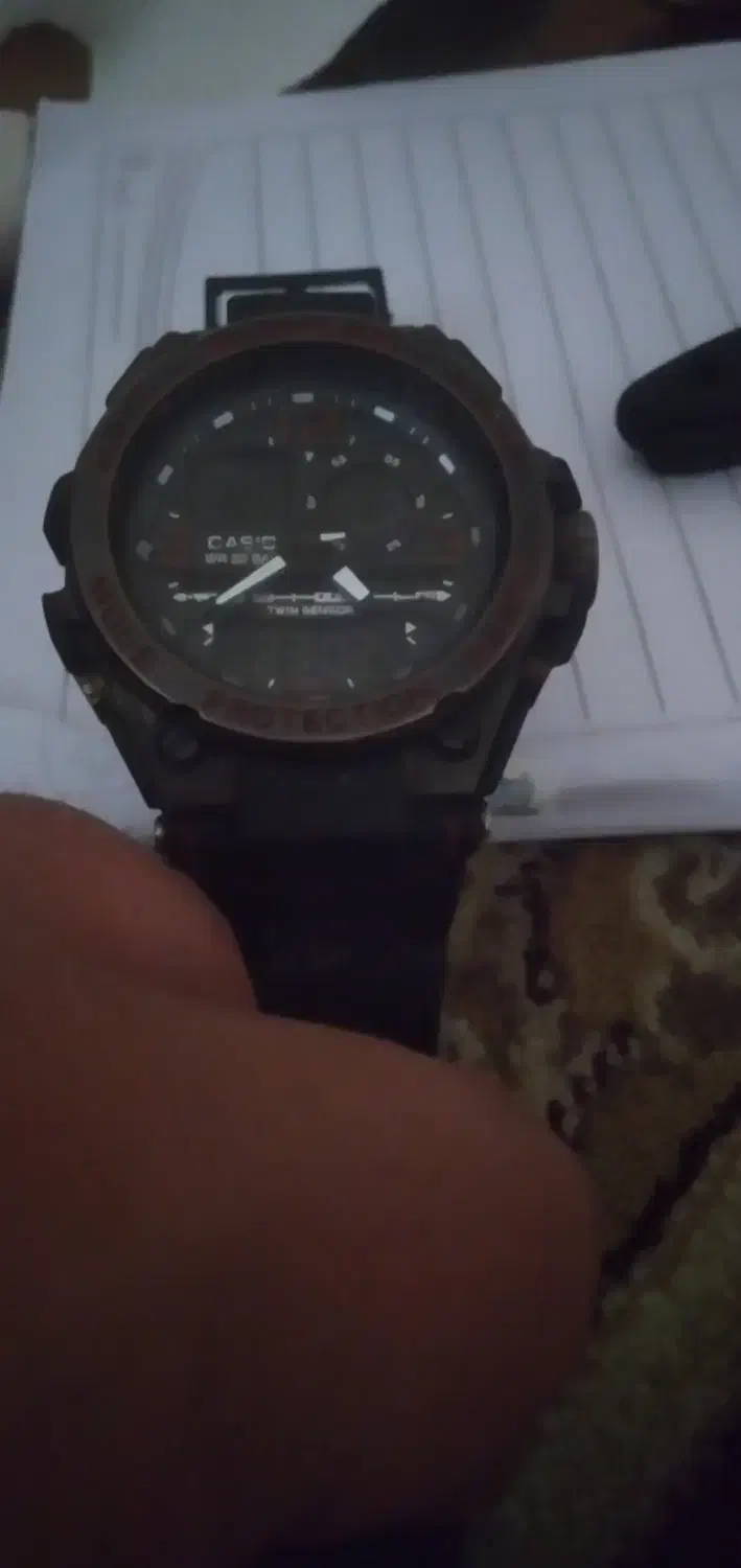 ساعت مچی مردانه و کفش مردانه|ساعت|گلپایگان, |دیوار