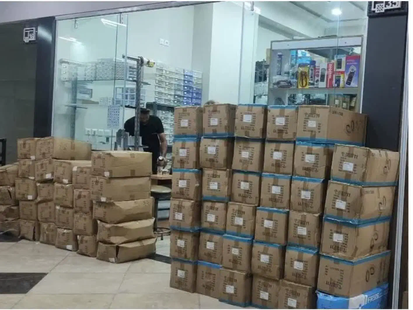 پخش عمده انواع لاین نوری لاینر نوارریسه|لامپ و چراغ|اهواز, نادری|دیوار