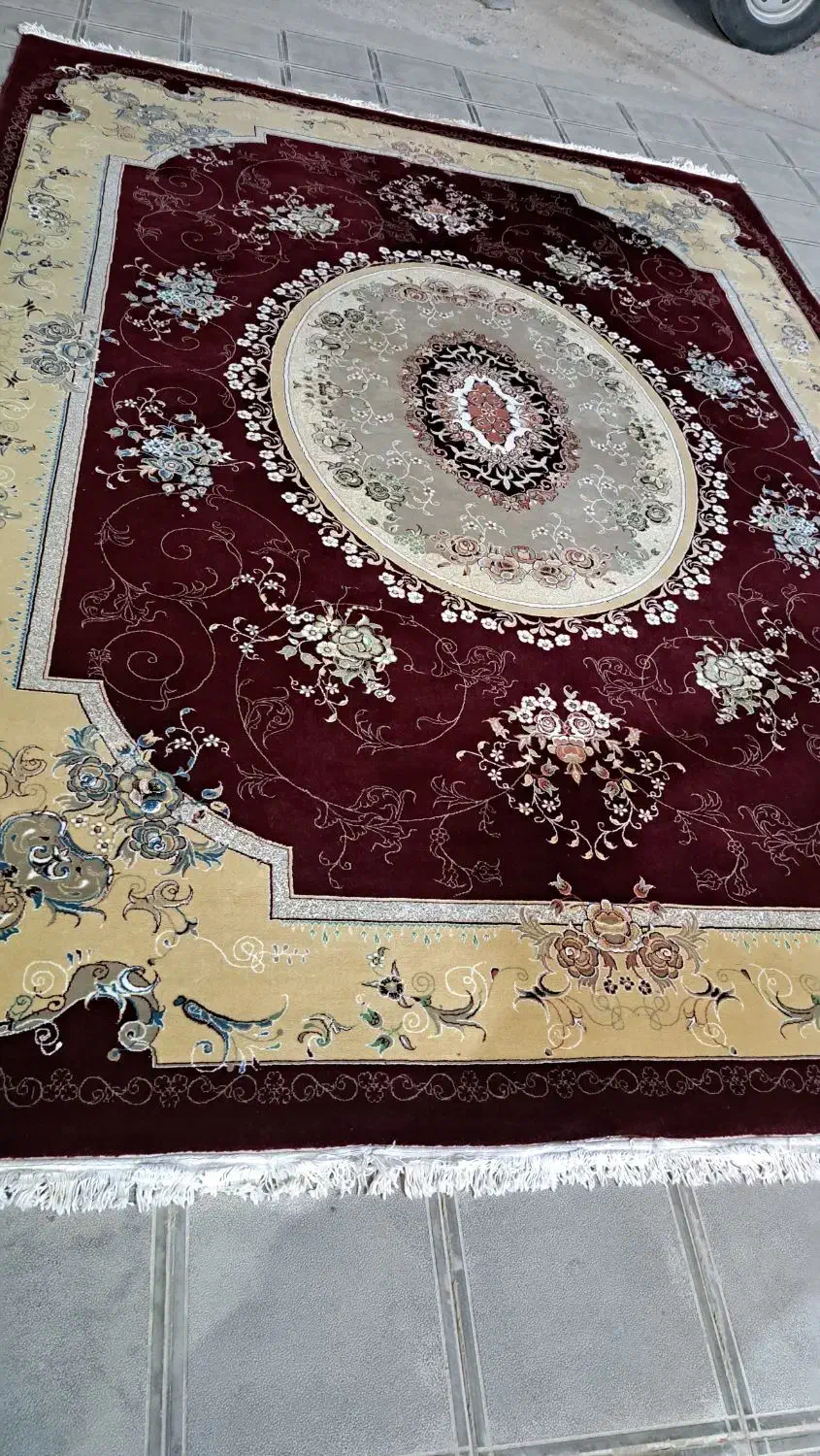 فرش ۱۲متره ماشینی صحیح وسالم|فرش|سمنان, |دیوار