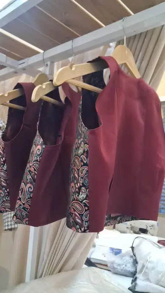 جلیقه یلدایی .مزون دوزی|کفش و لباس بچه|پردیس, فاز ۳|دیوار