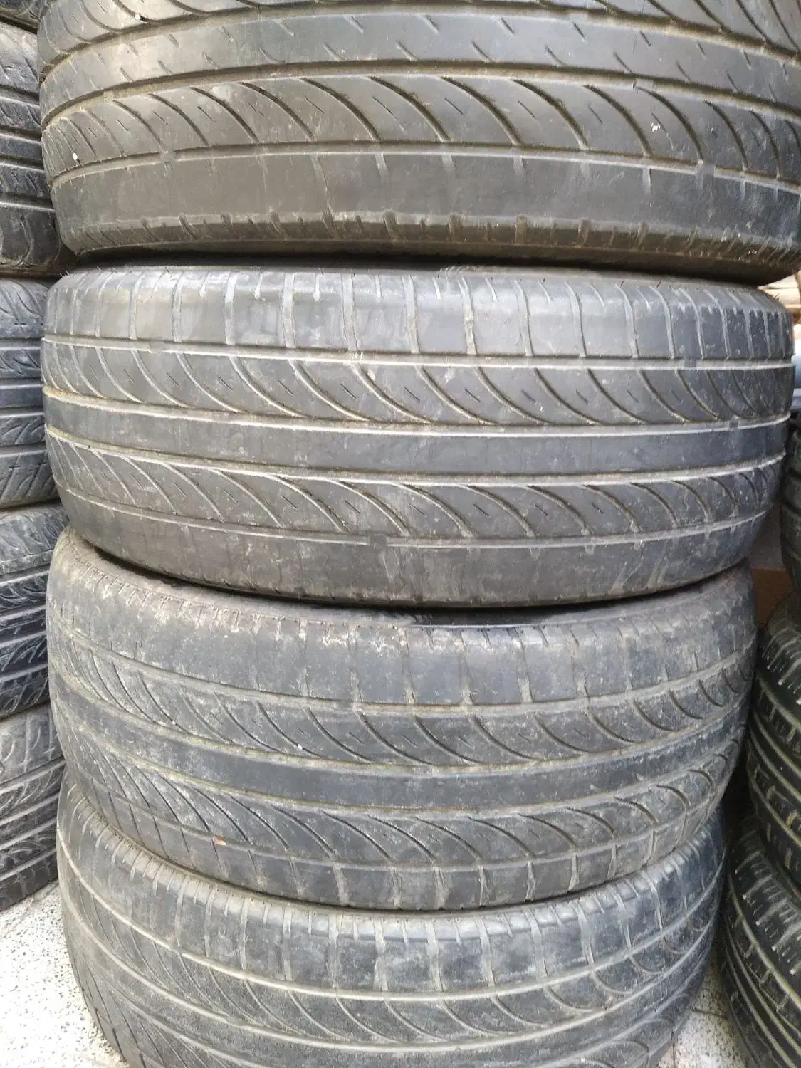 لاستیک خارجی ONYX|قطعات یدکی و لوازم جانبی|قم, انصار‌الحسین|دیوار