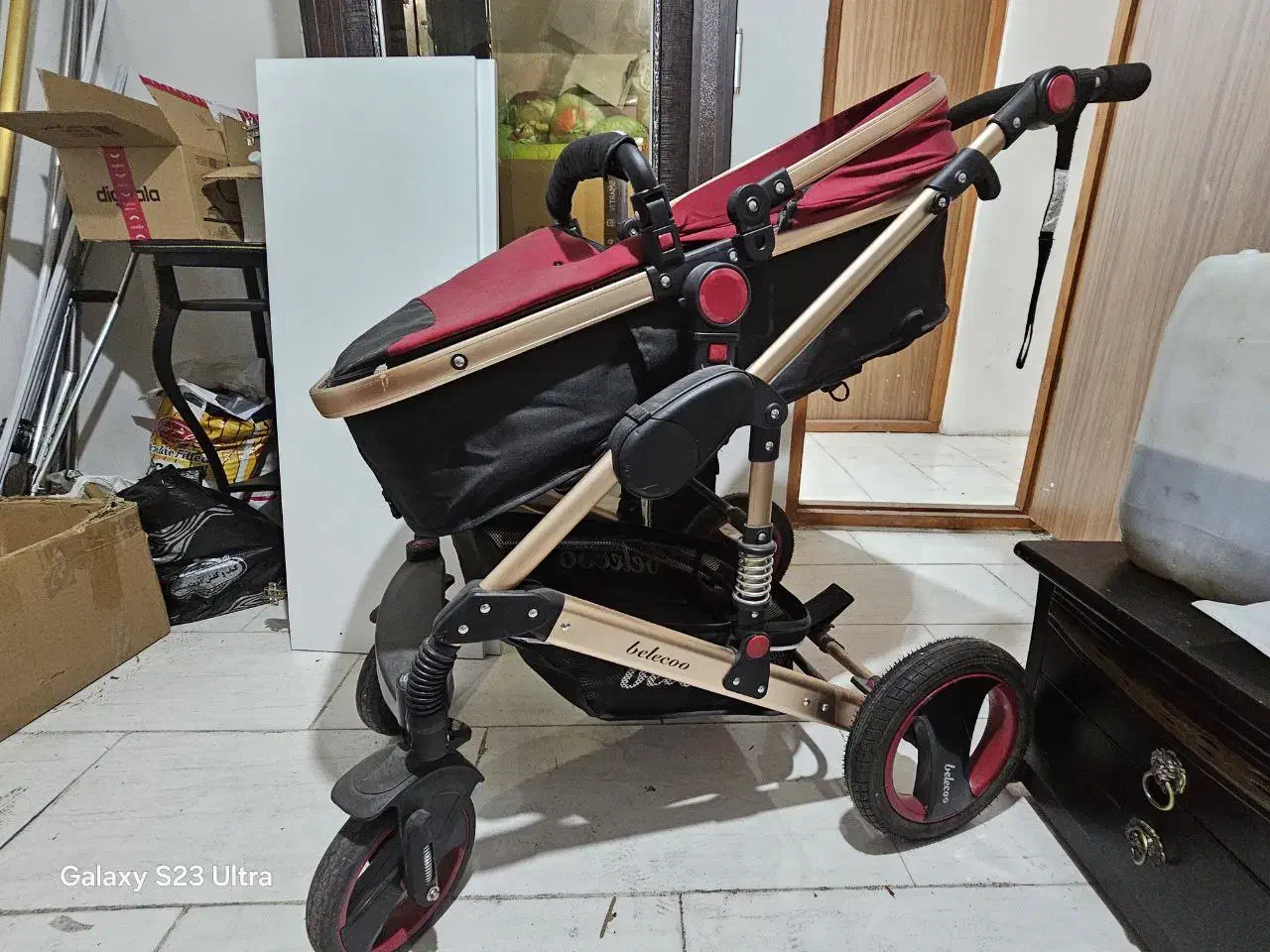 کالسکه و کرییر ببکو در حد نو|کالسکه و لوازم جانبی|رشت, چله خانه|دیوار