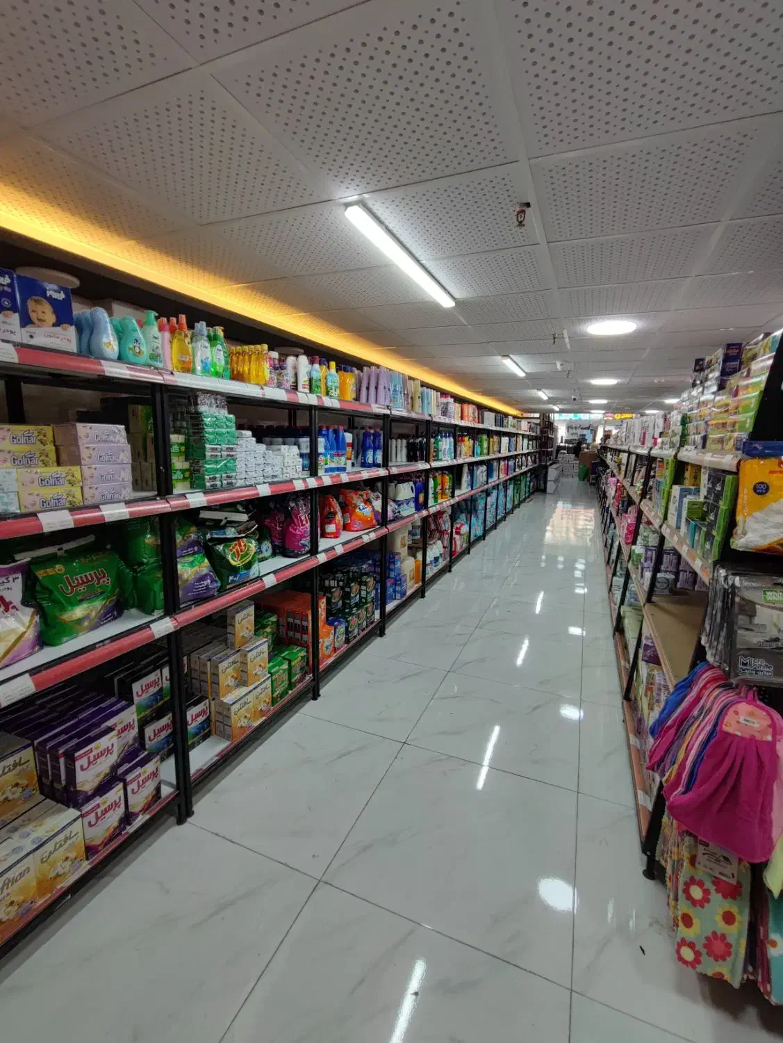 صندوقدار خانم|استخدام خدمات فروشگاه و رستوران|تبریز, |دیوار