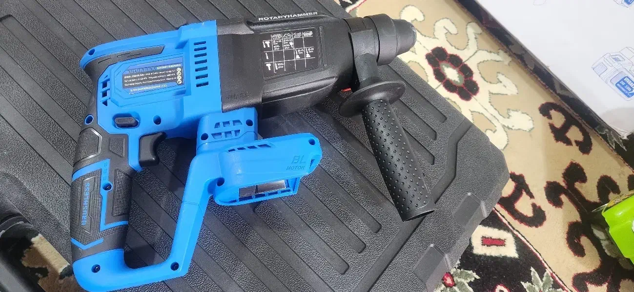 فروش دریل  شارژی سه کاره ویواریکس|ماشین‌آلات صنعتی|برازجان, |دیوار