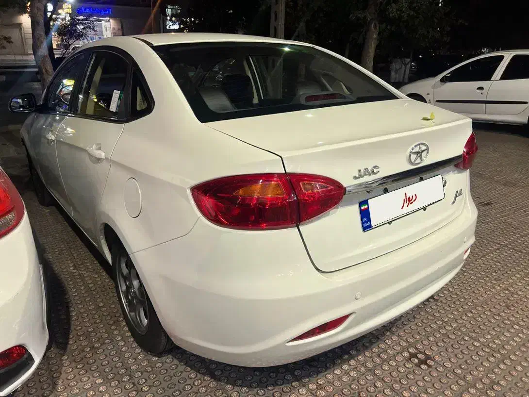 جک j4 کم کار معاوضه ۳ هزارتا کار معاوضه|خودرو سواری و وانت|تهران, کیانشهر|دیوار