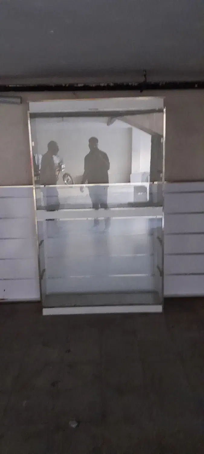 رگال با سیخ ویترین ایستاده میز کانتر صندلی جک دار|فروشگاه و مغازه|تهران, کیانشهر|دیوار