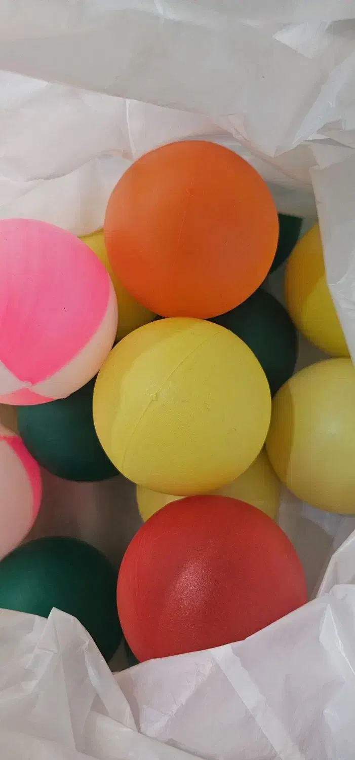 توپای رنگی|اسباببازی|آستانه اشرفیه, |دیوار