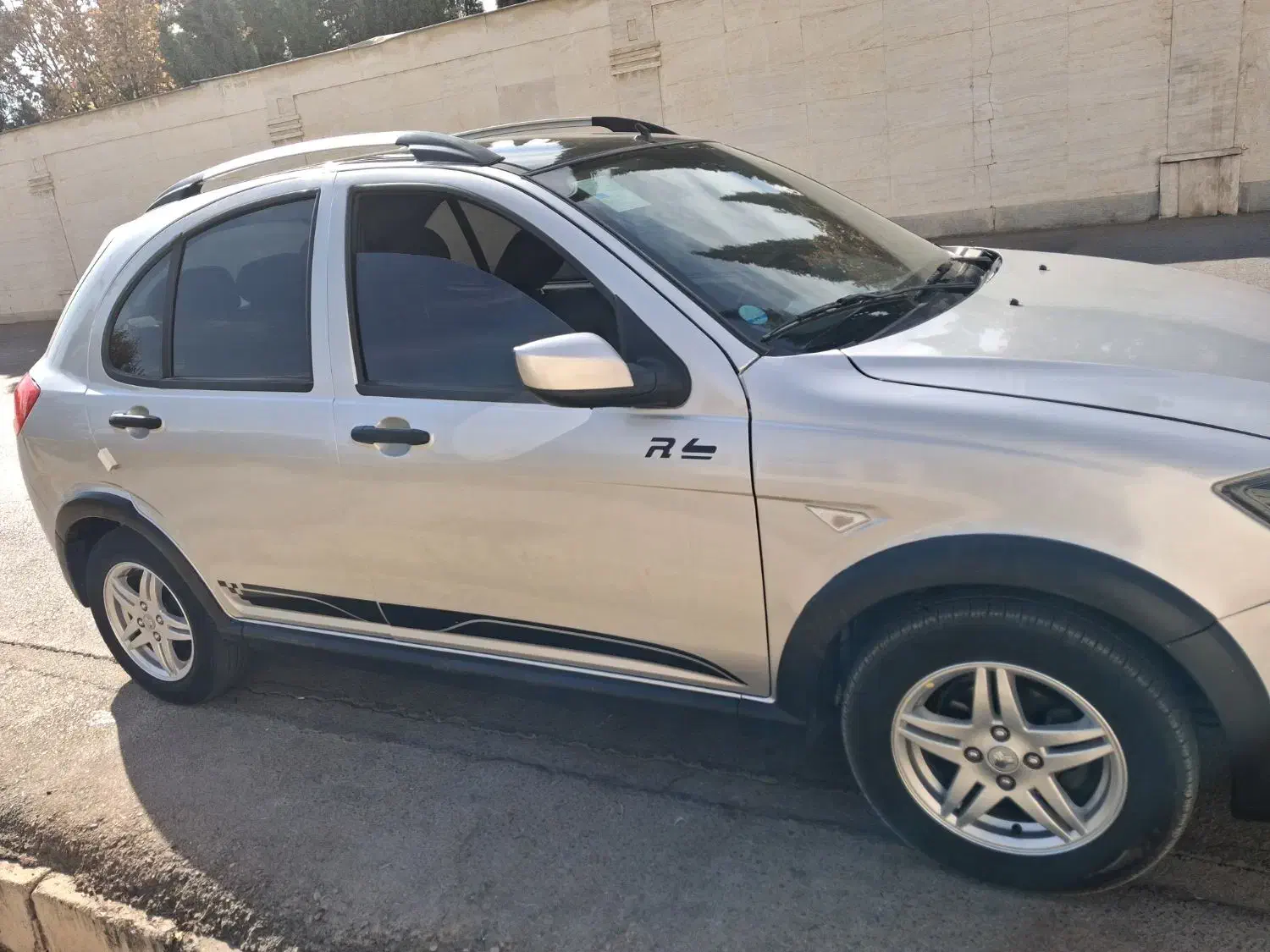 کوییک R مدل1401|خودرو سواری و وانت|شیراز, منطقه هوایی شهید دوران|دیوار