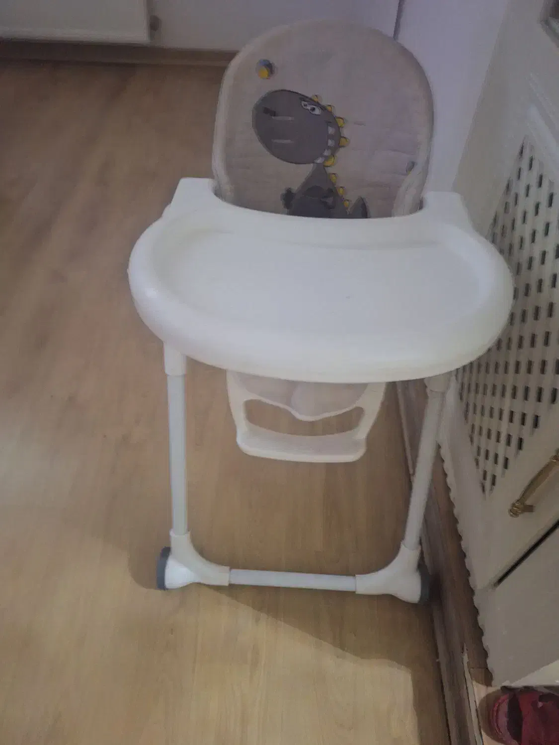 میز کودک|میز و صندلی غذاخوری|کرمانشاه, |دیوار