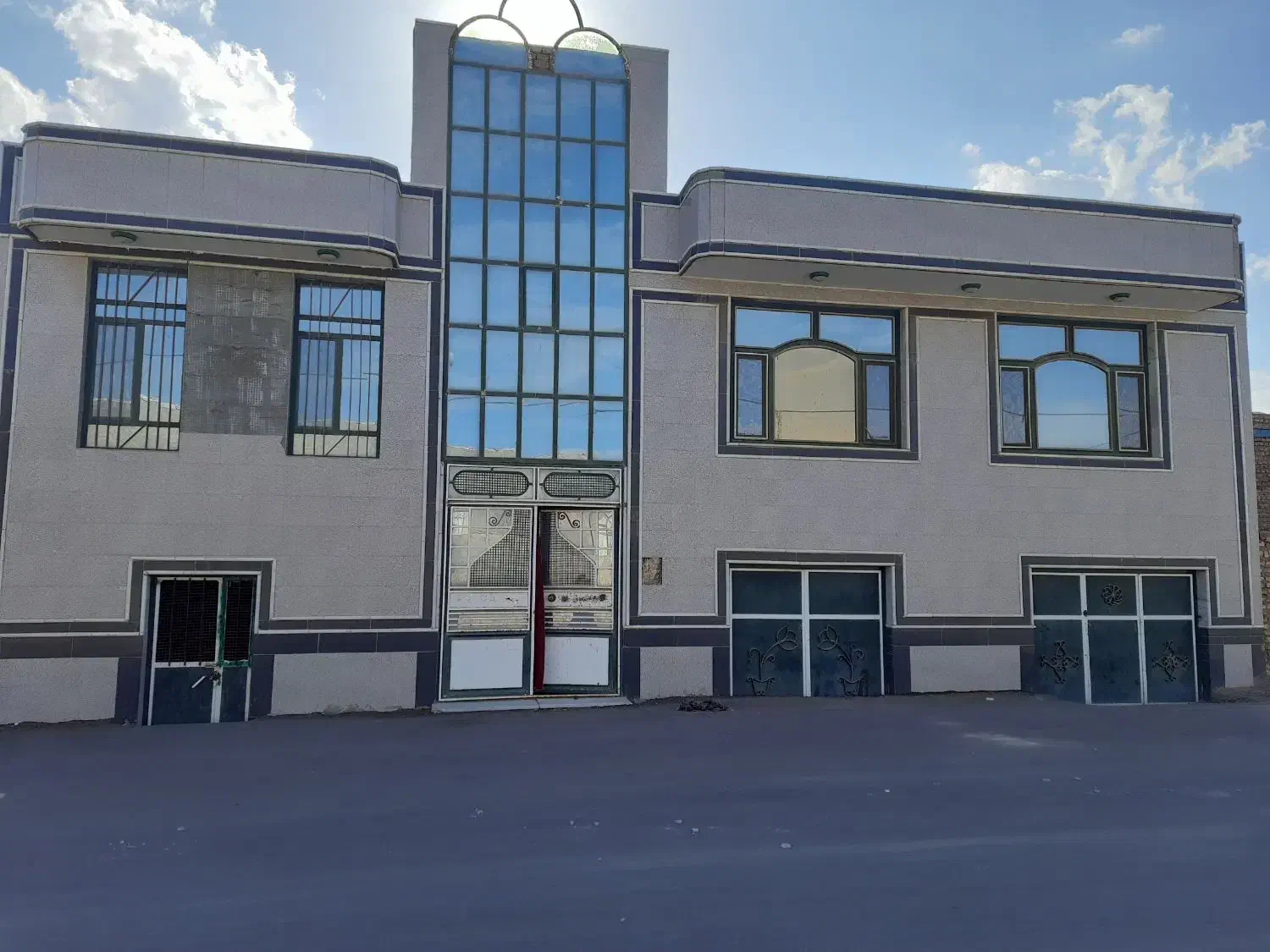 منزل ویلایی دو کله .اسدیه..اسدآباد.آزادگان ۱۱|فروش خانه و ویلا|درمیان, |دیوار