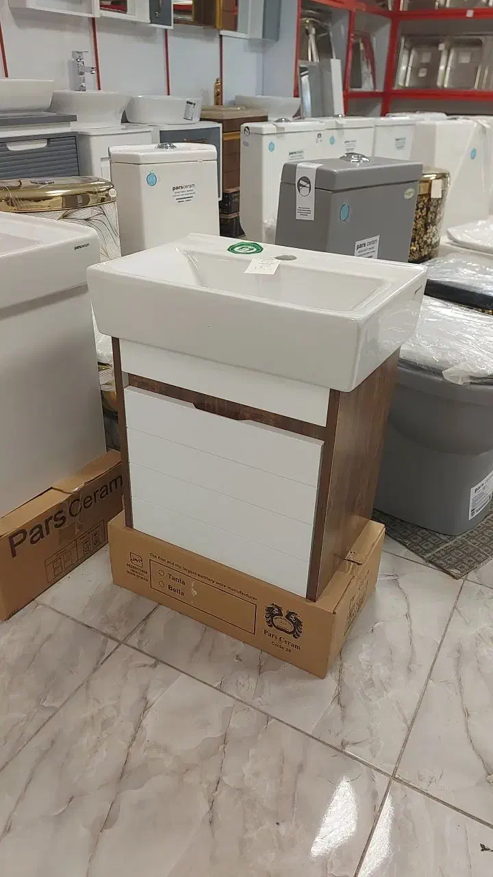 تولید وپخش انواع کابینت روشویی pvc در ابعاد مختلف|لوازم سرویس بهداشتی|پاکدشت, خاتون آباد|دیوار