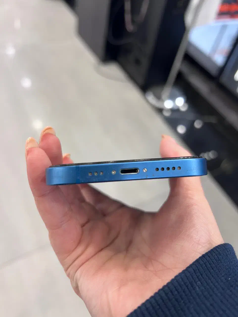 ایفن 13 نرمال ۲۵۶|موبایل|رشت, چله خانه|دیوار