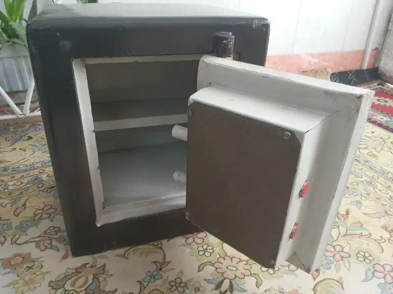 گاوصندوق کوچک|ابزارآلات|قم, شاه ابراهیم|دیوار