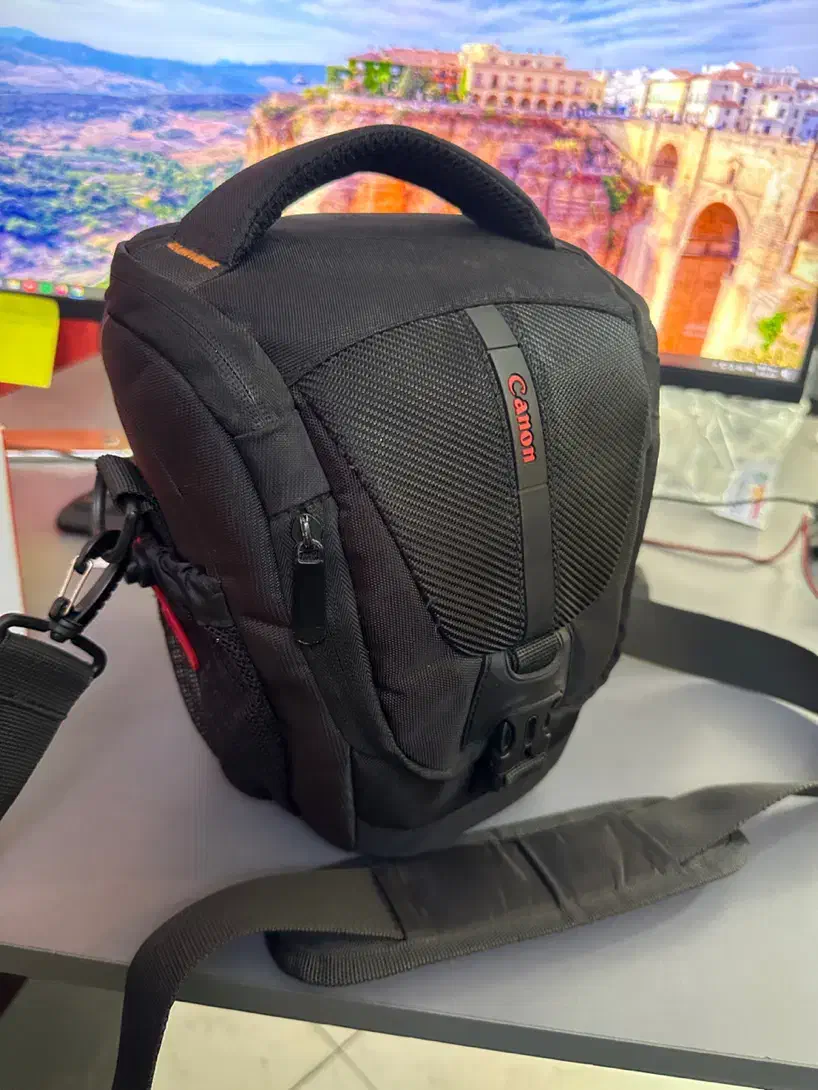 دوربین کنون cano 80d کیف و رم|دوربین عکاسی و فیلم‌برداری|اندیشه, شهرک صدف|دیوار