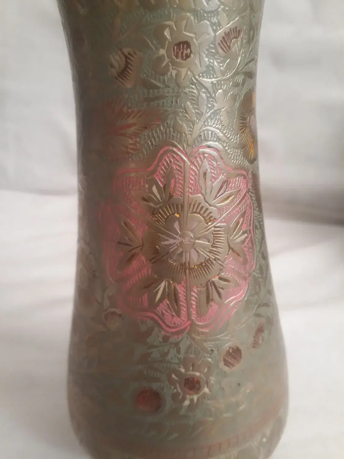 گلدان برنزی طرح گل رز قدینی|صنایع دستی و سایر لوازم تزئینی|تهران, بوستان ولایت|دیوار