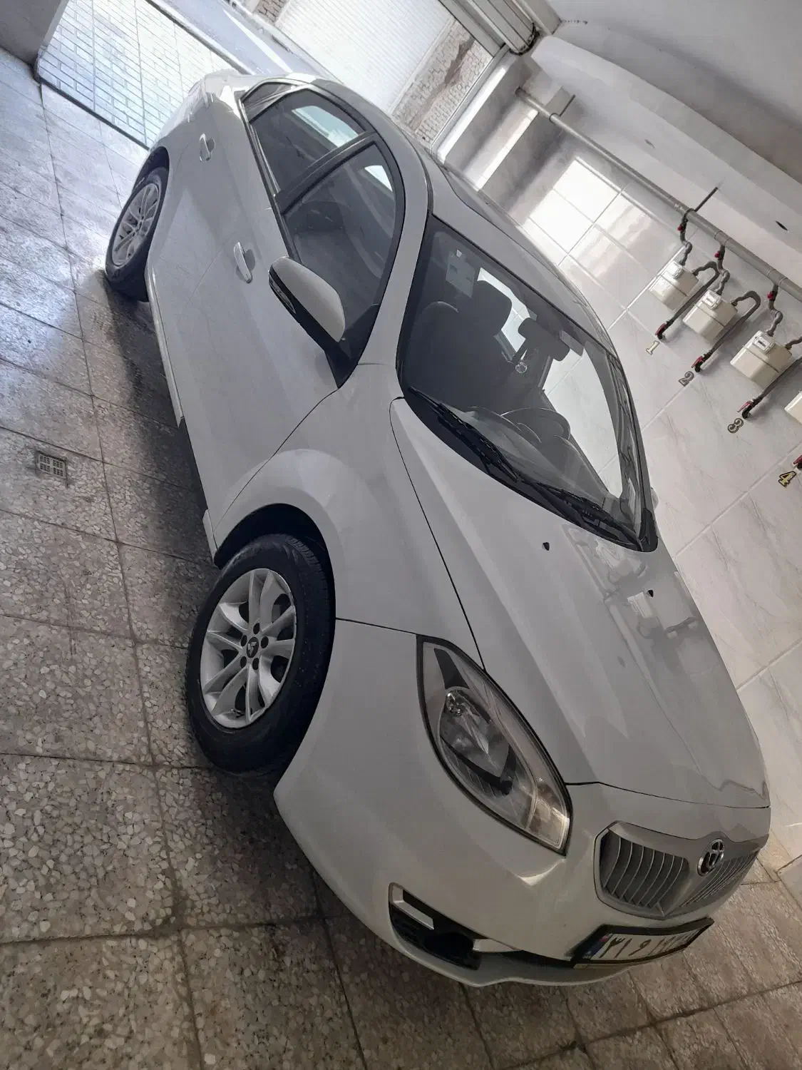 برلیانس ۳۳۰ اتومات بیرنگ قابل معاوضه باخودرو|خودرو سواری و وانت|تهران, وردآورد|دیوار