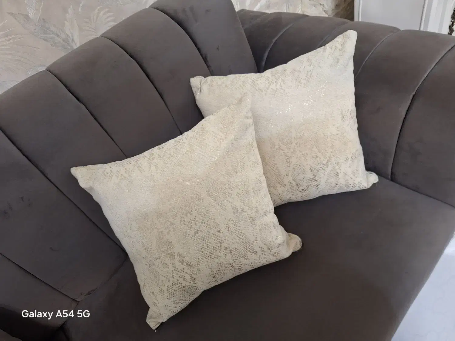 کوسن مبل|رختخواب، بالش، پتو|کرج, مطهری|دیوار