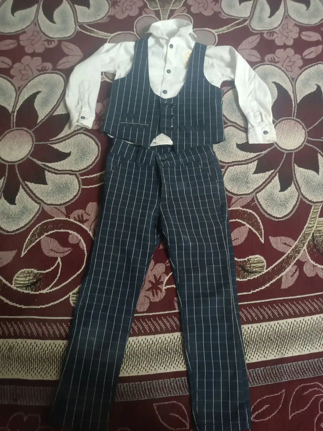 جلیقه شلوار|کفش و لباس بچه|یزد, |دیوار