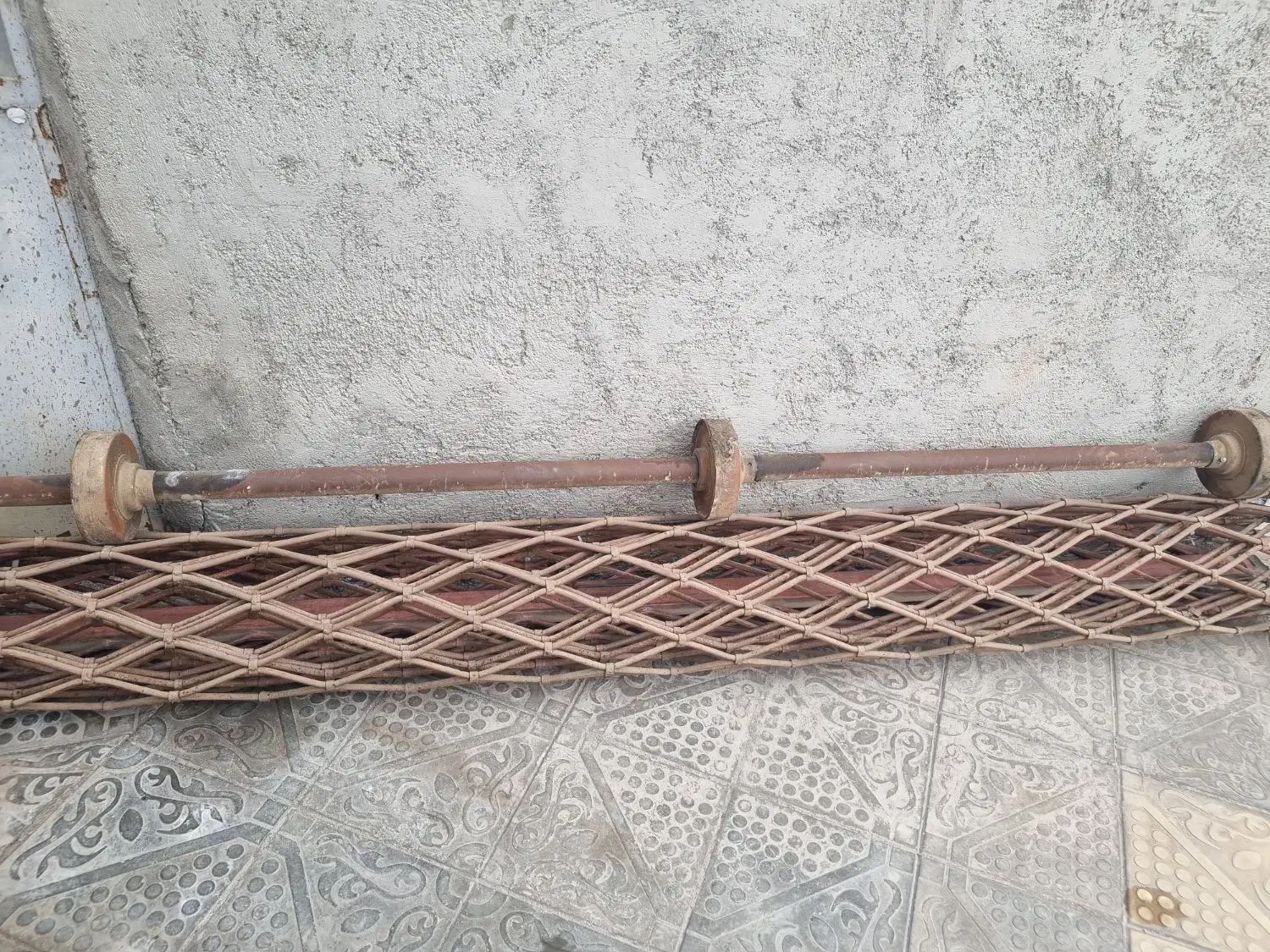 کرکره لوزی ۳/۵در۳/۵تمیز|مصالح و تجهیزات ساختمان|نیشابور, باغ نو|دیوار