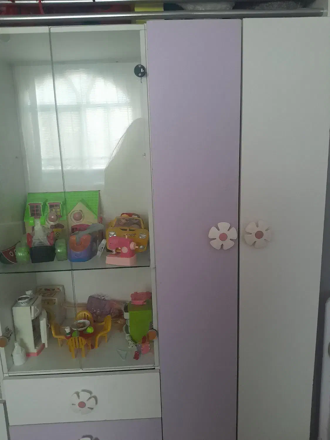 قیمت ست تخت و کمد ۱۰.۰۰۰.۰۰۰|تخت و سرویس خواب|ارسنجان, |دیوار