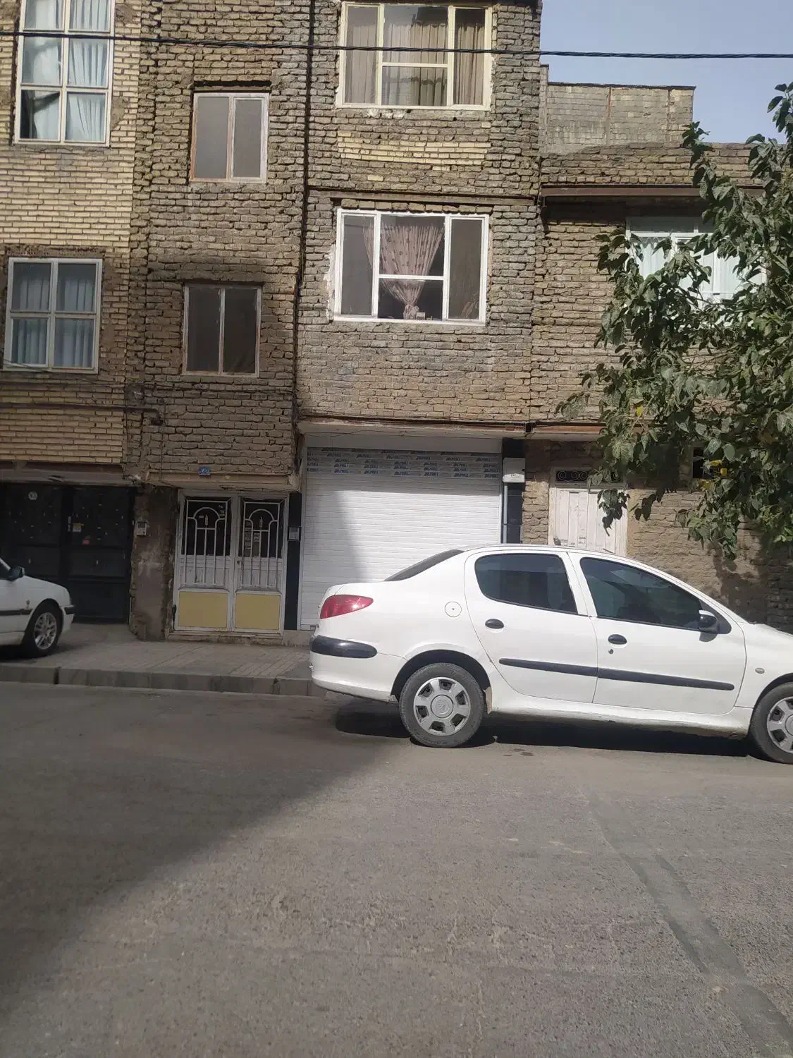 مغازه. ۵۵متر  حاشیه خیابان ۲۰ متری|اجارهٔ مغازه و غرفه|مشهد, فدک|دیوار