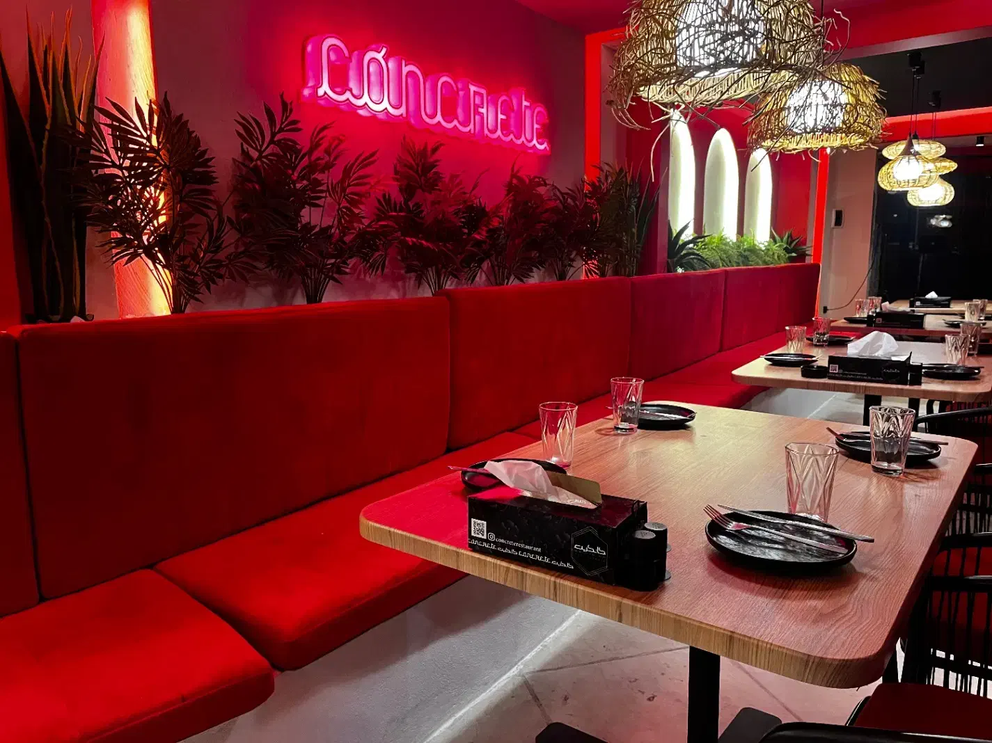 استخدامنیرو اقا کار در رستوران|استخدام خدمات فروشگاه و رستوران|لواسان, |دیوار