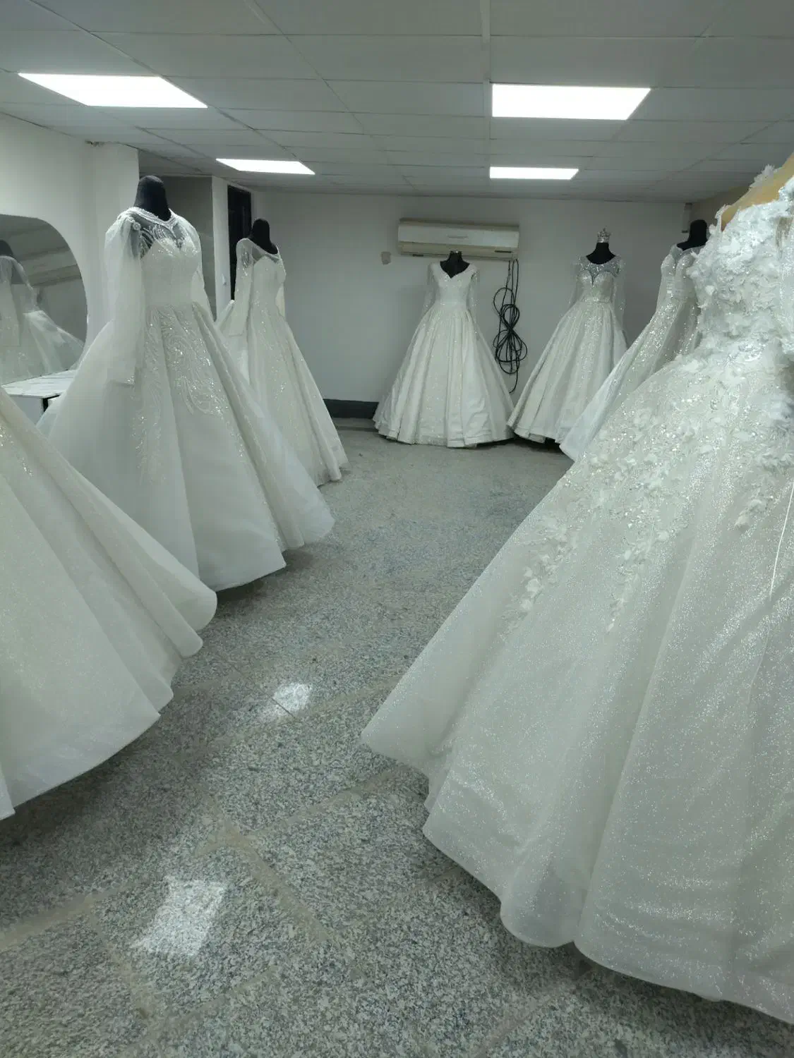 اجاره لباس عروس آرایش و میکاپ عروس زهک|لباس|زهک, |دیوار