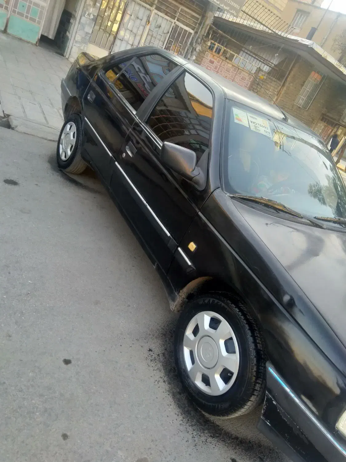 پژو405مدل82کم کارکردسالم1800انژکتور|خودرو سواری و وانت|بروجرد, |دیوار