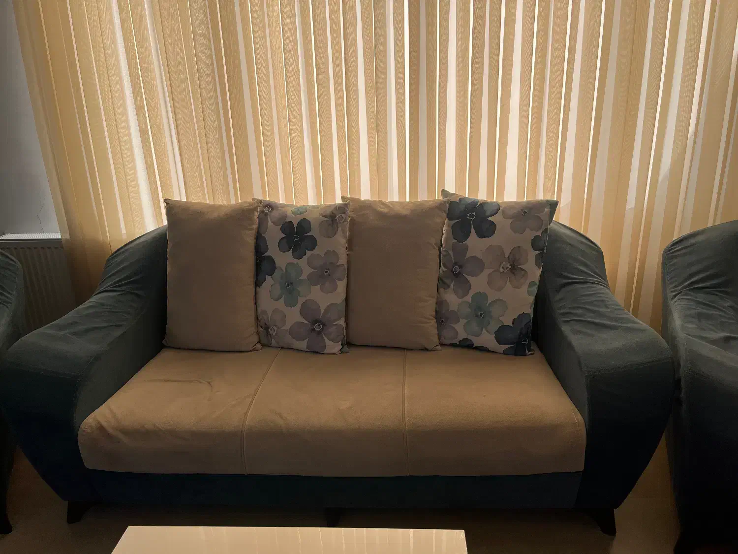 یک دست مبل هفت نفره با سه تا میزعسلی|مبلمان خانگی و میز عسلی|تربت جام, المهدی|دیوار