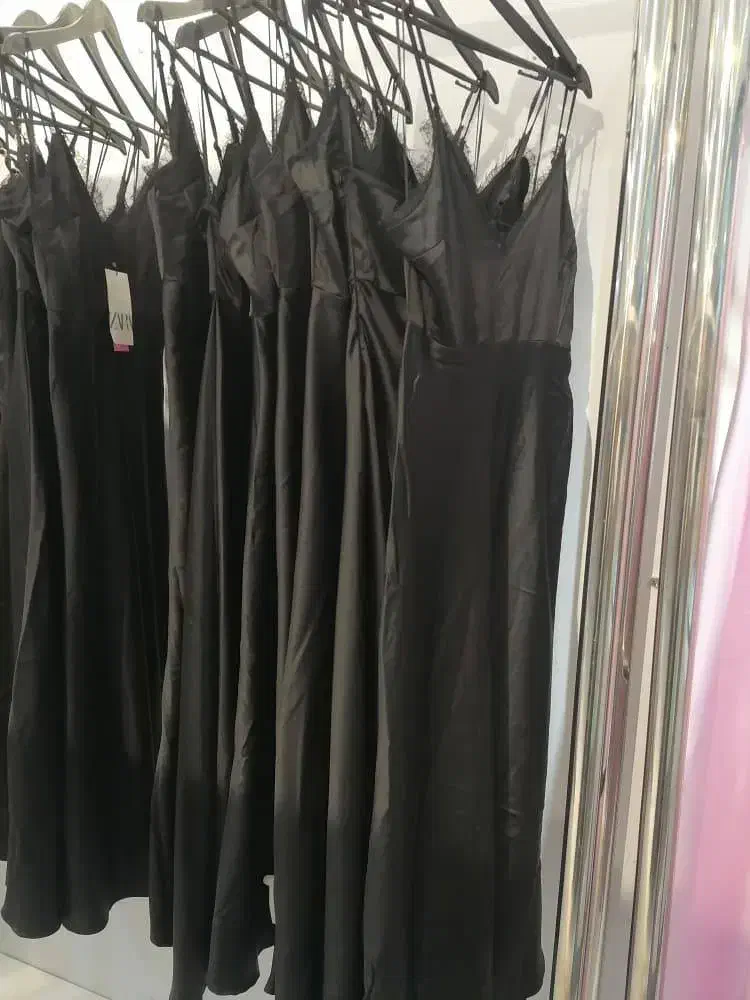 لباس های برند ZARA اورجینال با QR COD|لباس|شیراز, حافظیه|دیوار