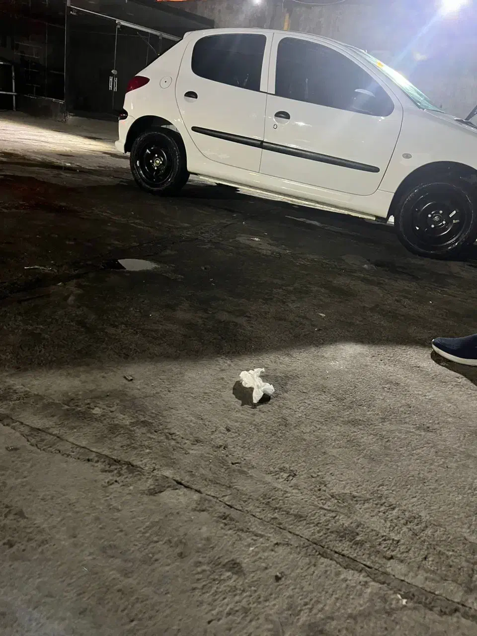 پژو ۲۰۶|خودرو سواری و وانت|زاهدان, |دیوار