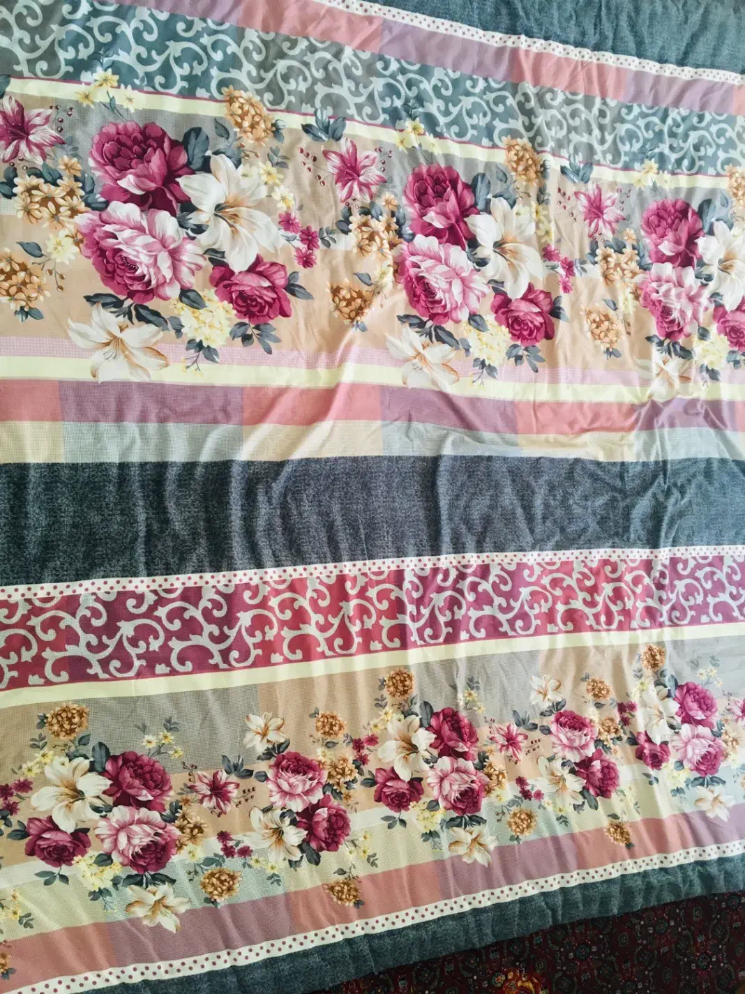 لحاف و تشک|رختخواب، بالش، پتو|اردبیل, |دیوار