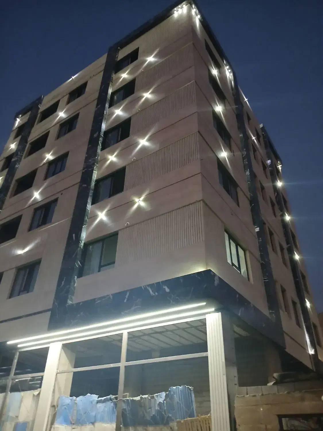 آپارتمان ۱۱۰مترطبقه چهارم نوساز فول امکانات|فروش آپارتمان|تهران, مینابی|دیوار