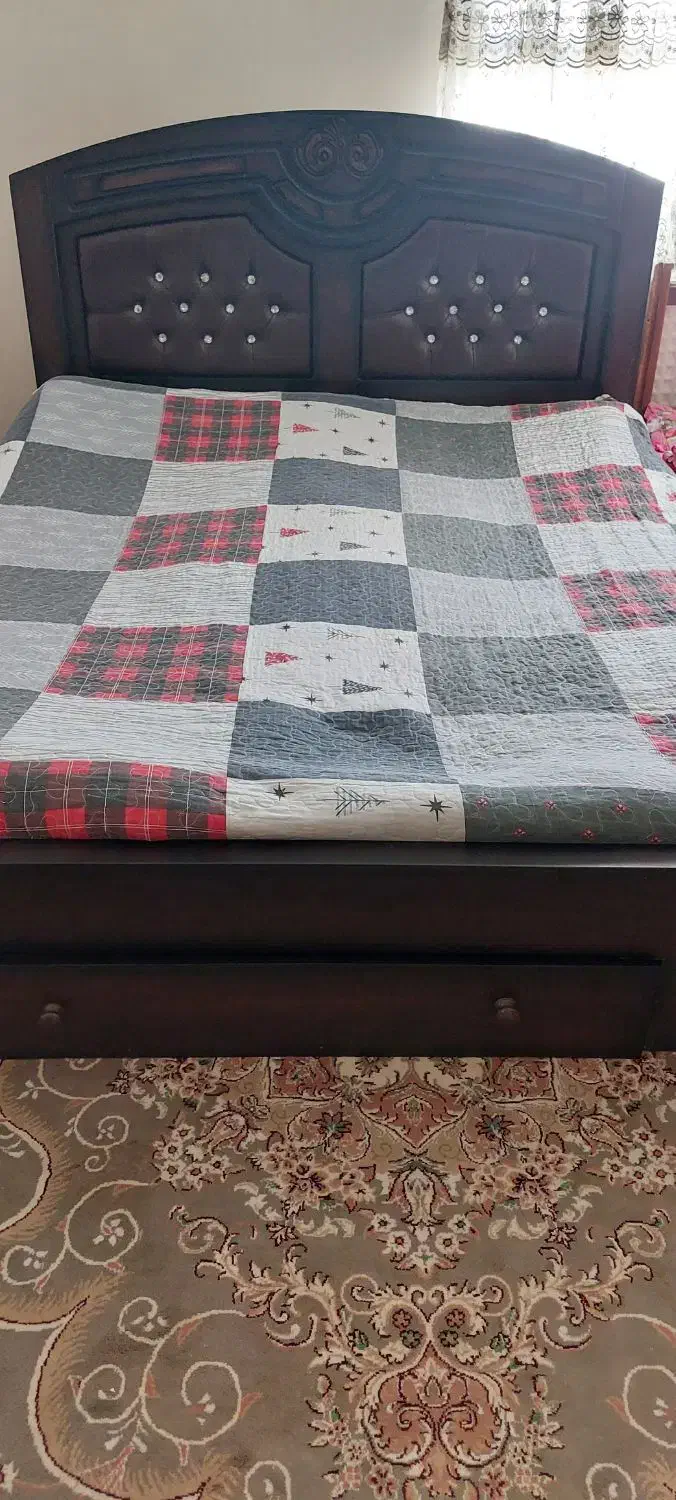 سرویس خواب|تخت و سرویس خواب|آباده, |دیوار