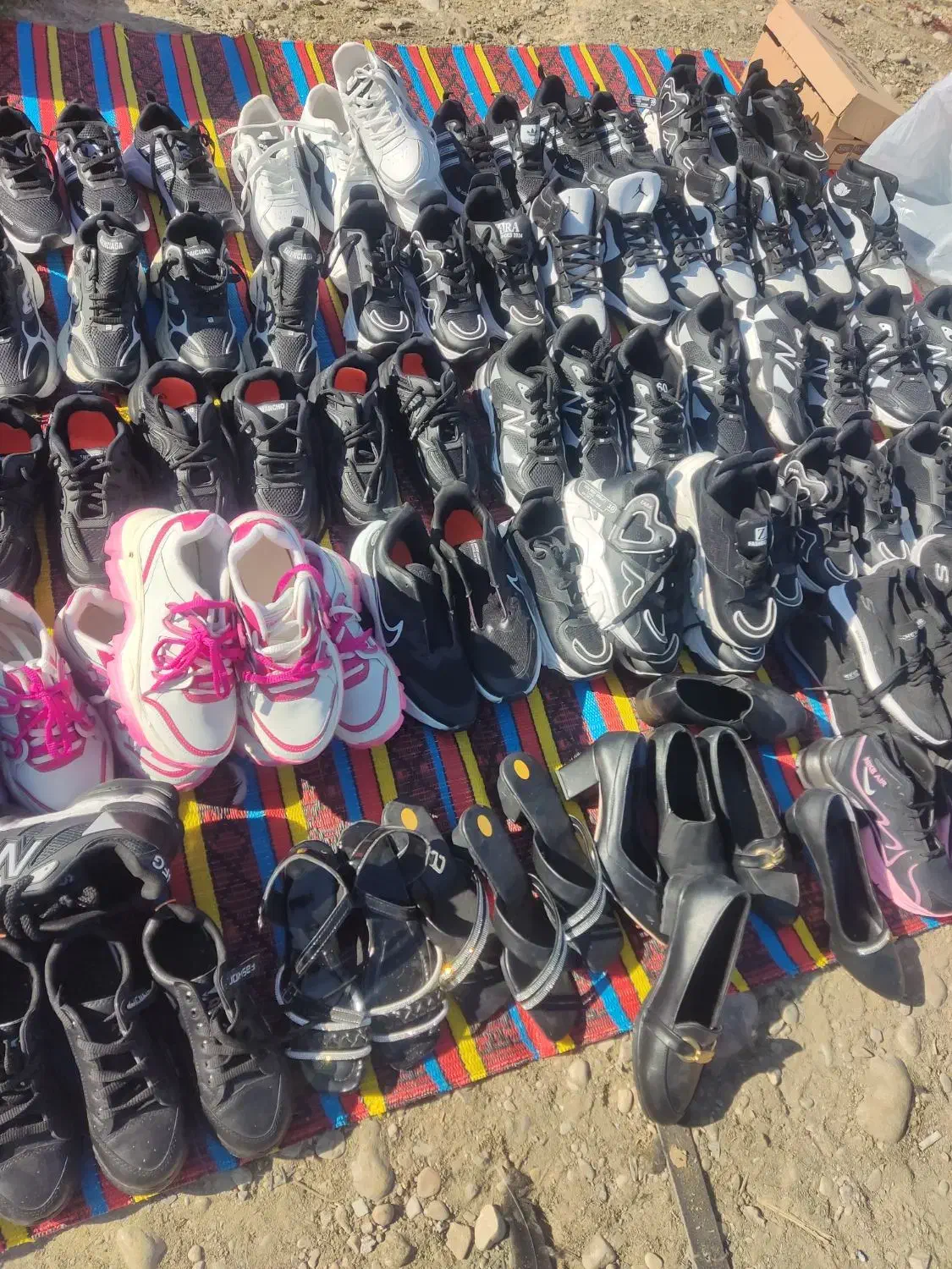 حراج انواع کفش زیر قیمت عمده|کیف، کفش، کمربند|یاسوج, |دیوار