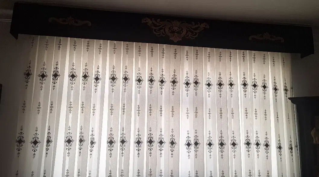 دو عدد پرده و کتیبه|پرده، رانر، رومیزی|قم, بنیاد|دیوار