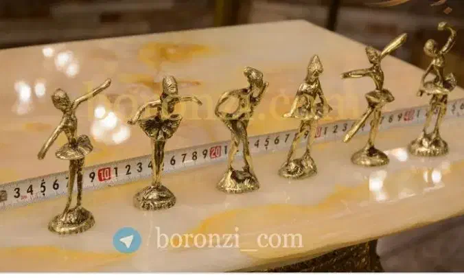 بالرین برنز|مجسمه، تندیس، ماکت|خرم‌آباد, |دیوار