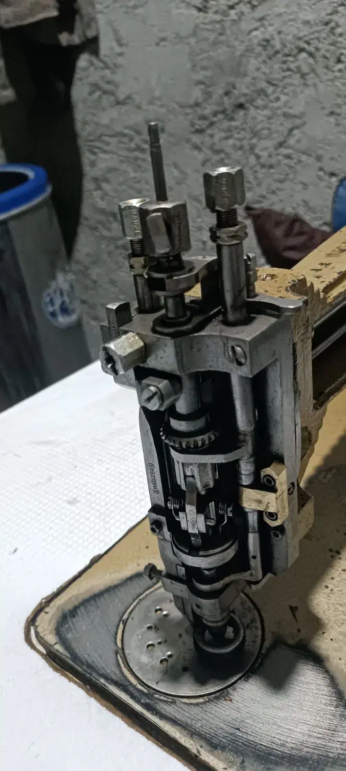 چرخ زه دوزی موزر|چرخ خیاطی و ریسندگی|ایرانشهر, |دیوار