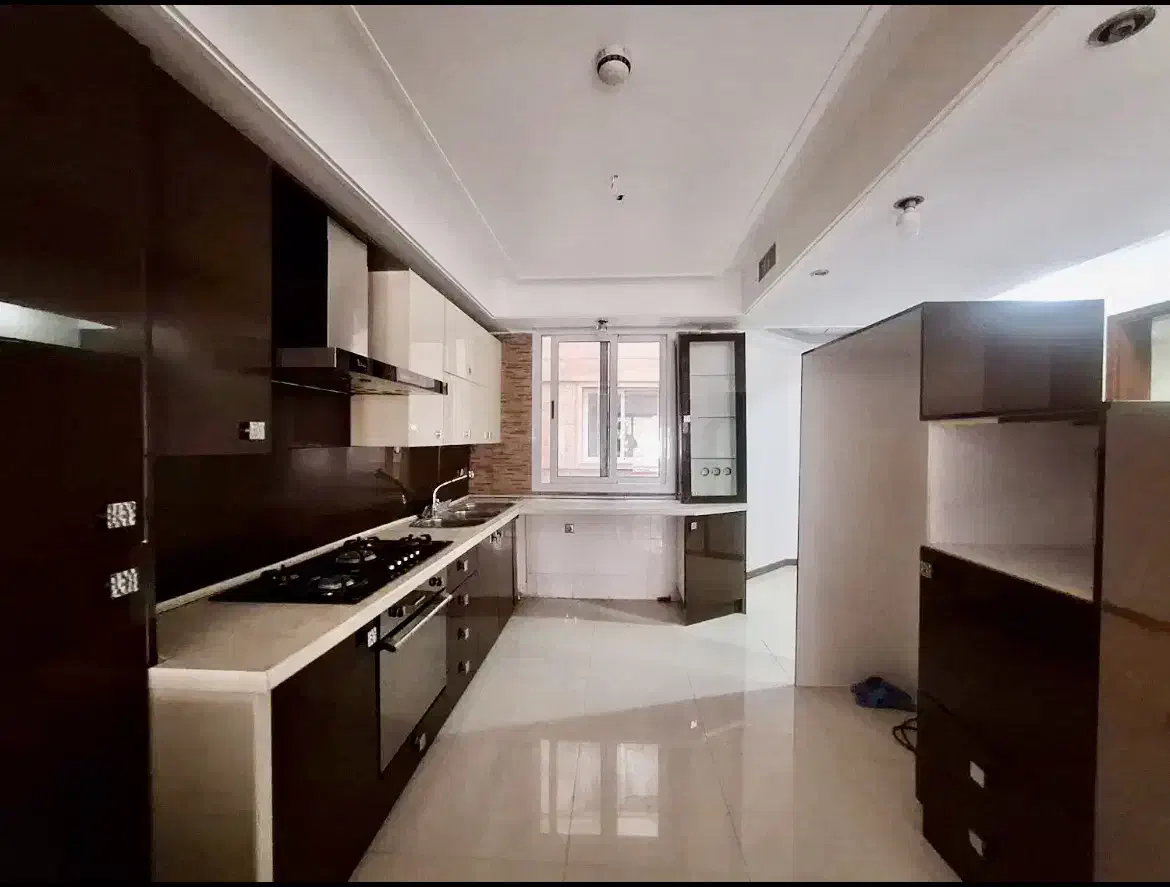 تاپ لوکیشن پاسداران۱۷۵متر/۳خواب(مستر)/ورودی لابی