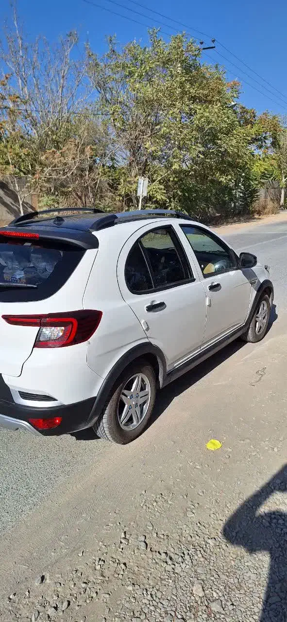 بدون رنگ|خودرو سواری و وانت|فولادشهر, B2|دیوار