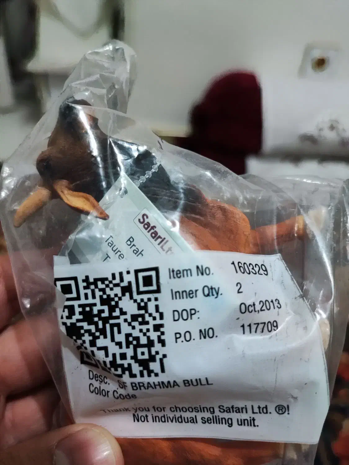 فیگور گاو زبو سافاری|اسباب‌‌بازی|ری, دیلمان|دیوار