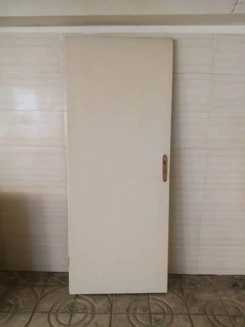 گوشی موبایل  میز غذا خوری 6نفره و درب اتاق|موبایل|فردیس, فرامرزیه|دیوار