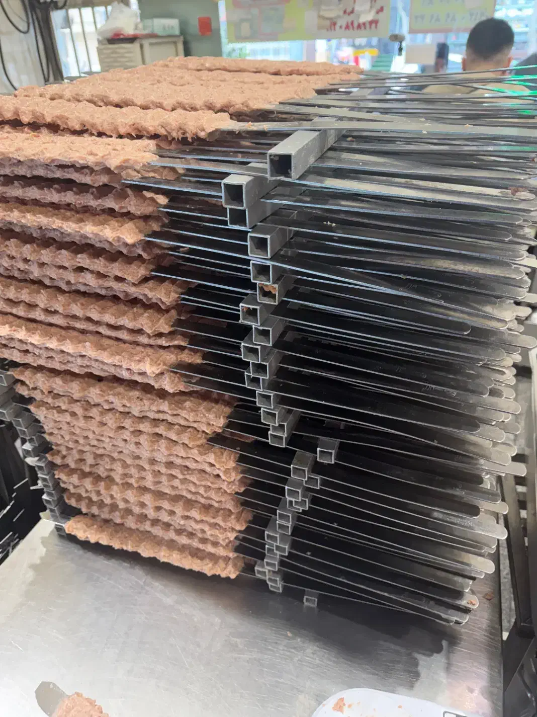 کارگر ساده و بسته بندی رستوران|استخدام خدمات فروشگاه و رستوران|تهران, صادقیه|دیوار