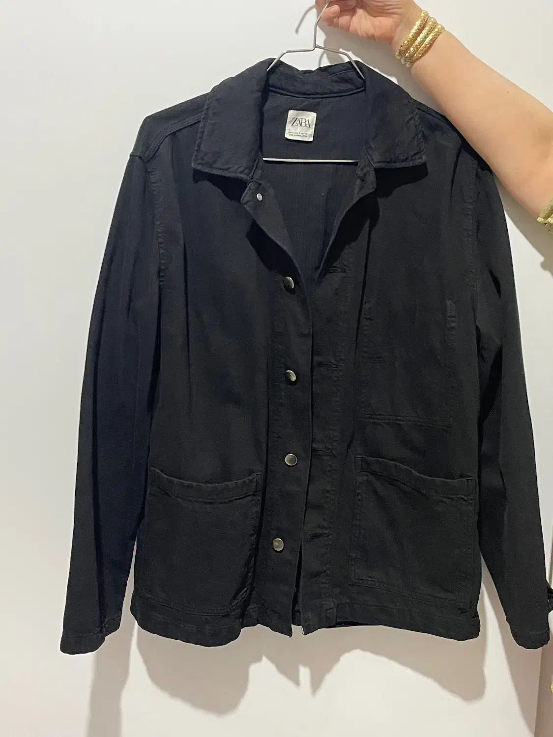 لباس|لباس|رشت, رشتیان|دیوار