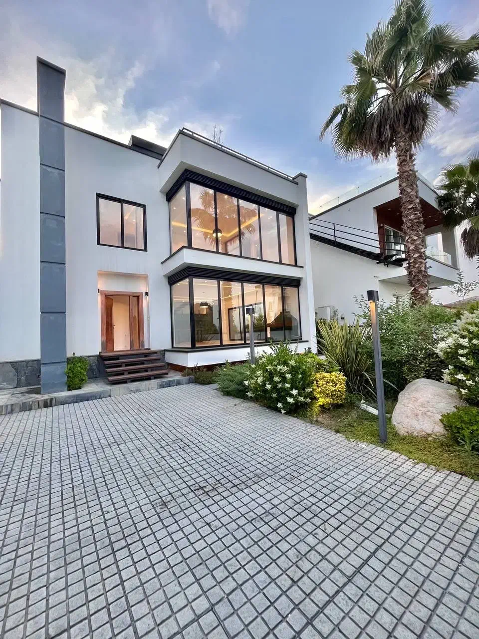 ویلایی تریبلکس/لوکس نشین/جنگل و دریا|فروش خانه و ویلا|رویان, |دیوار