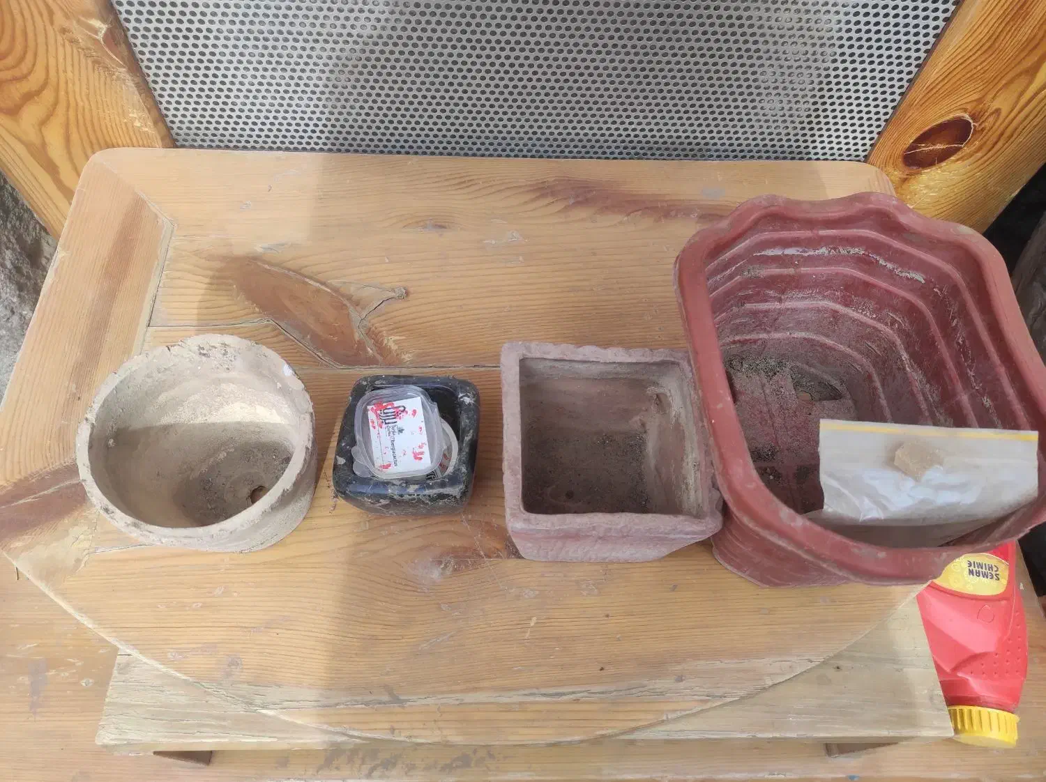 تعدادی گلدان|گل و گیاه طبیعی|سبزوار, شرق کال شمالی|دیوار