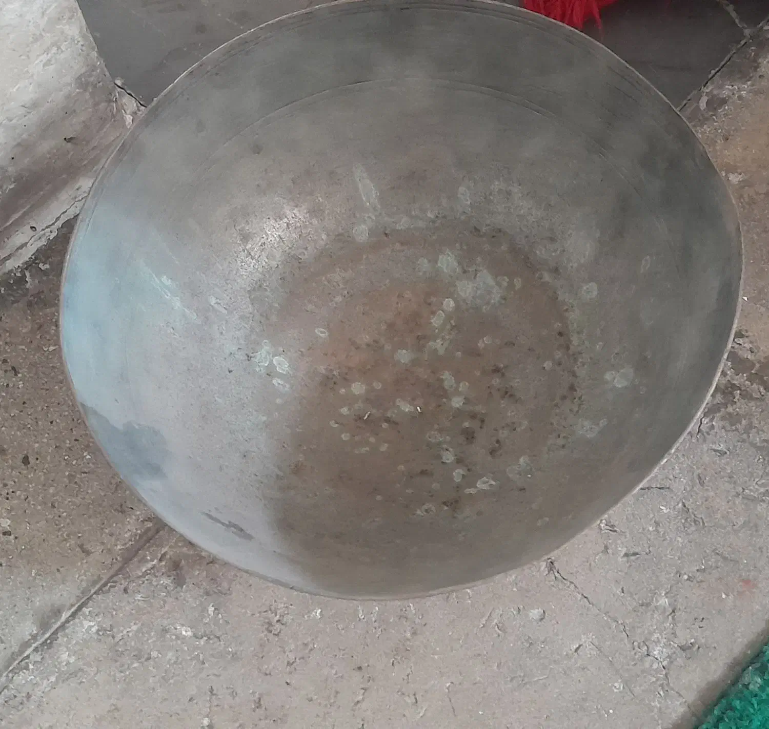 عتیقه قلم زنی شده|کلکسیون اشیاء عتیقه|کرمان, |دیوار